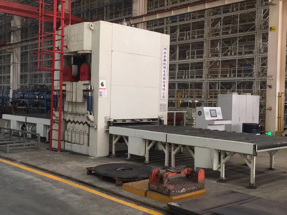 Plate Straightening Machine3