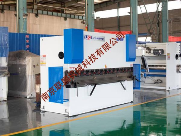 40t 1600 CNC bending machine