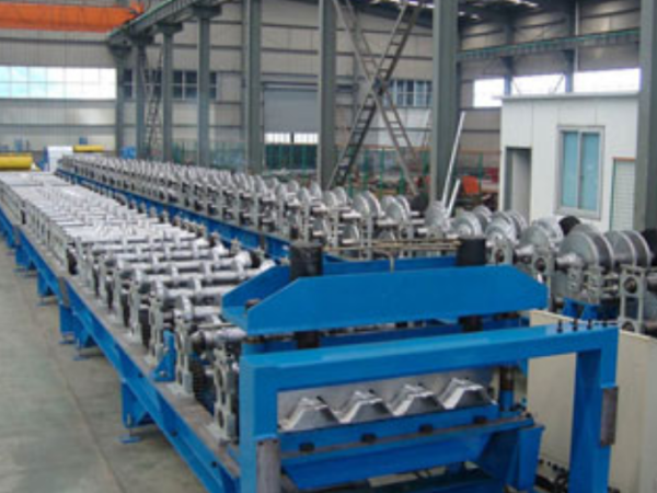 Metal Deck Roll Forming Machine
